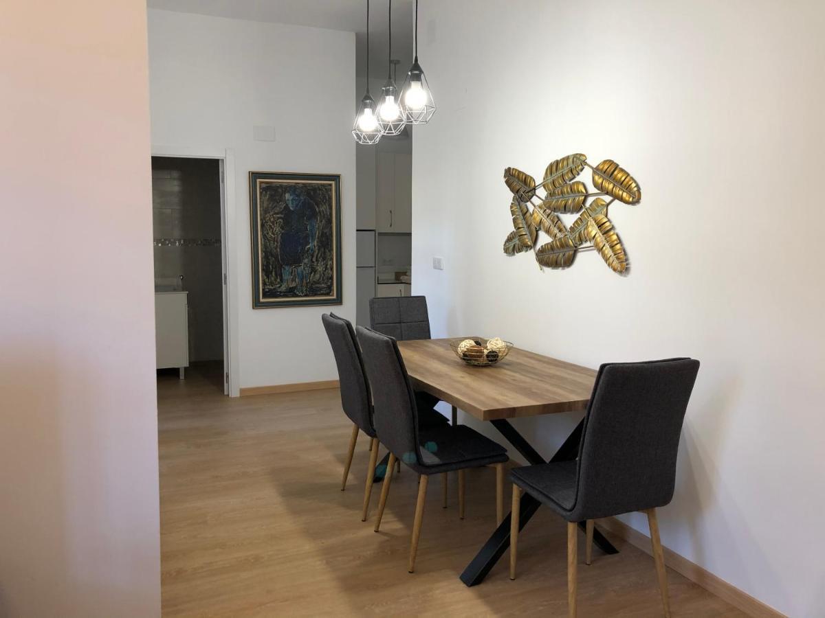 Apartamentos Iglesia De Santiago Jerez de la Frontera Eksteriør bilde